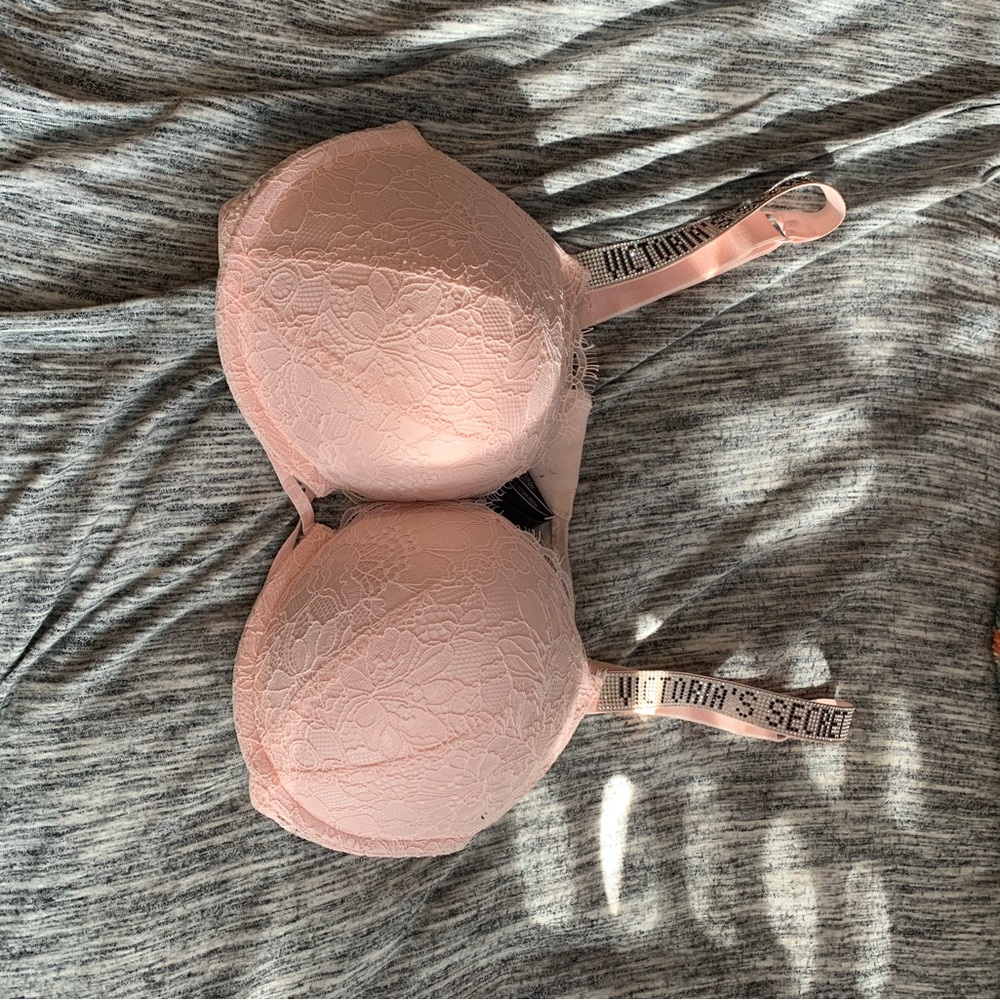 36C extra push-up Victoria’s Secret bra
